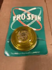 NOS Vintage 80's Yo Yo Pro Spin Yellow DF Duncan Sales NIP Christmas Toy Yoyo