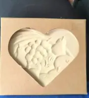 The Pampered Chef Clay Cookie Mold 1995 Heart of Plenty 6 in x 5.25 in