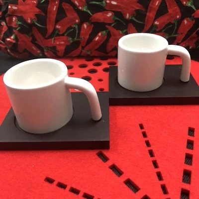 White Espresso Cup on Wooden Base (set of 4)