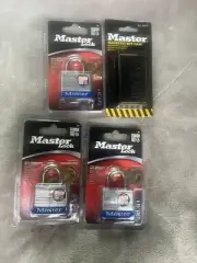 3 Pack Master Lock 15/16in 24 mm Laminated Steel Padlock New 3D W/bonus Hide Key