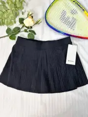 NEW$98 Lululemon Varsity HR Pleated Tennis Skirt - Black - Size 10