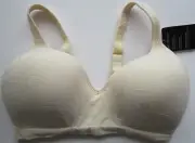 Bali Comfort Revolution Wirefree Bra Style DF3463 Size 38 DD NWT Retail $48