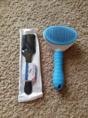 Depets Self Cleaning Dog- Cat Brush, And Hair Cutting Razor