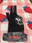 Boodun Billiard Pool Gloves Left Hand / Right Hand 3 Finger Snooker Gloves