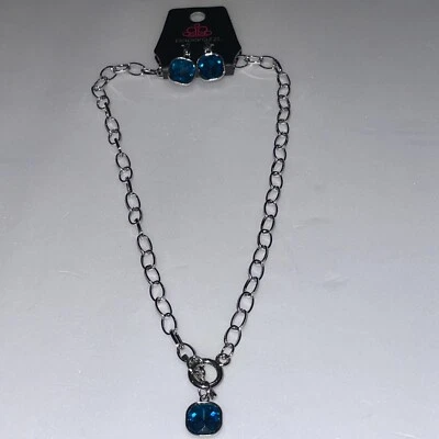 Paparazzi Necklace with Earrings Blue Dynamite Dazzle On Silvertone Bling