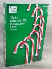 NEW HOME ACCENTS 16.5 INCH WHITE RED CANDY CANE LED PATHWAY LIGHTS (SET OF 8)