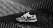 2017 Nike Flyknit Trainer DS Sz 9 Mens White Black The Return Oreo kanye hype