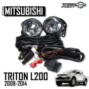 Fog Lamp Light Spot W/Halogen Bulbs For Mitsubishi Triton L200 MN ML 2009-2014