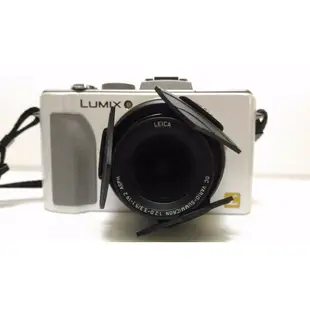 Panasonic Lumix DMC-LX5 1010萬像素類單眼數位相機 螢幕有一點黑點