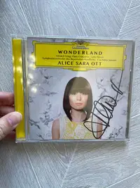 在飛比找Yahoo!奇摩拍賣優惠-CD KK後 WONDERLAND GRIEG PIANO 