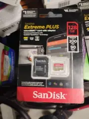 SanDisk Extreme 128GB UHS-I U3 200mbs Speed MicroSDXC Memory Card SD Adapter