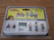 Woodland Scenics Full Figured Folks Figures #A1845 HO SCALE 1/87 4 Train Layout