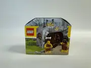 New Sealed LEGO Promotional: Iconic Cave 5004936 Caveman & Cavewoman