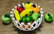 Murano Style Hand Blown Glass Fruit Basket - 16 pieces of Fruit & Veg w/ Basket