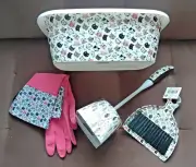KOLORAE CAT KITTIES WASH BASIN TOILET BRUSH & CADDY GLOVES DUSTPAN & BRUSH SET