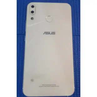 【優質中古空機】台灣公司貨華碩ASUS ZenFone 5 ZE620KL 4GB/64GB 限量版白色(孔劉版 (Zenfone2 3 4可參考