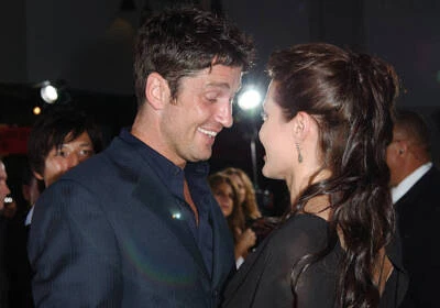 Gerard Butler Angelina Jolie at Lara Croft Tomb Raider The Cradle - Old Photo 1