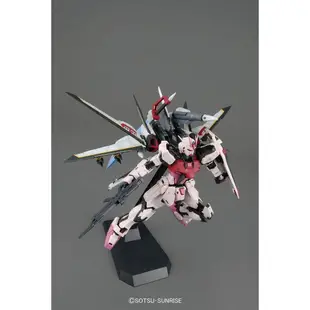 BANDAI 組裝模型 MG 1/100 嫣紅攻擊鋼彈 鳳裝備『妖仔玩具』全新現貨