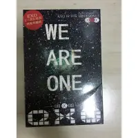 在飛比找蝦皮購物優惠-EXO 《we are one》12款行星男絕版典藏團 寫真