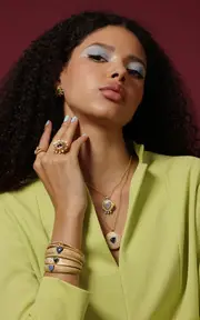 [Future Fortune] 18k Yellow Gold Love Potion Locket Necklace