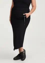 [Taking Shape] Taking Shape Texture Angle Hem Skirt Size 30 in Black - Plus Size Women's Clothing Black