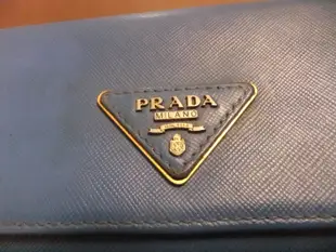 Prada 藍色 防刮 皮革 三角 logo 扣式 長夾