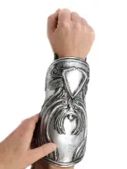 The Hidden Blade of Ezio Auditore - Roleplay Gauntlet Replica - Assassin's Creed