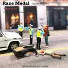 RM 1/64 Traffic Police Check For Drunk Driving Scene Miniatures Model For Cars