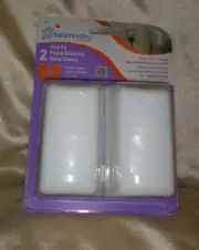 Dreambaby Duel Fit Plug And Electrical Outlet Covers 1 Package of 2 New