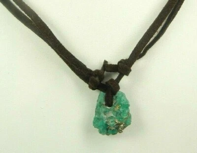 Colombian Emerald Rock with crystals 15.00 Cts Mineral Beryl Cow Leather Muzo Mi