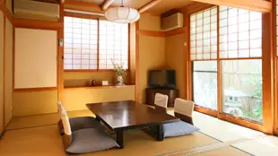 民藝旅館深志莊Traditional Japanese House Style Inn Fukashiso