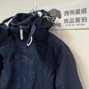 跩狗嚴選 加厚保暖 極度乾燥 Superdry Sherpa 經典款 風衣 外套 深藍白 三排拉鍊 繡字Logo 超低調