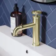 Swiss Madison SM-BF80 Avallon 1.2 GPM 1 Hole Bathroom Faucet - Gold