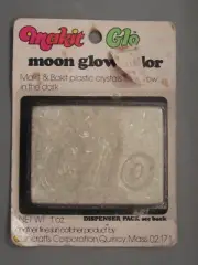 Makit & Bakit Moon Glow Color Plastic Crystals 1oz SEALED Glow in the Dark 1975