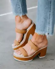 Oasis Society Camel Daphine Two Strap Chunky Slide Heeled Sandal Size 8