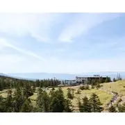 Large Rental Villa With A Capacity Of 10 Rooms And 25 People Pilatus Hill At An Altitude Of 1750m / Chino Nagano
