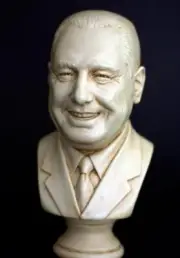 PERON JUAN DOMINGO BUST FIGURE ARGENTINA SCULPTURE POLITIC PERONISMO GENERAL ART