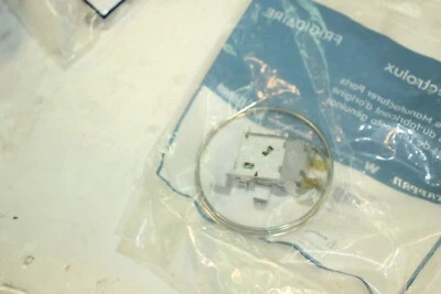 OEM Electrolux Frigidaire Refrigerator Cold Control Thermostat 241537104