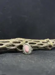 Handmade Native American Navajo pink conch shell Sterling silver ring size 6