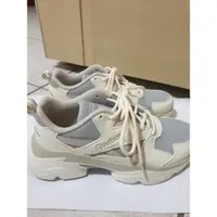 在飛比找蝦皮購物優惠-Reebok Royal Bridge 3.0 老爹鞋 奶茶