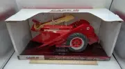 Ertl FARMALL MCCORMICK 460 With 2MH Corn Picker Dealer Edition 1/16 14536 2008