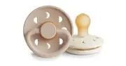FRIGG Moon Phase Size 1:0-6 months Cream/Croissant pacifier 2 pcs