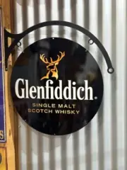 GLENFIDDICH SCOTCH WHISKEY 560 MM ROUND METAL SIGN WITH HANGER DOUBLE SIDED