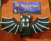 VTG Mr. Glow N. Bat Paper Magic Halloween Window Decoration Flashing Lights NEW