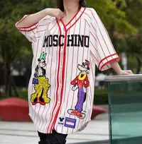 在飛比找Yahoo!奇摩拍賣優惠-Moschino [tv] H&M 聯名限量系列，名人示範穿