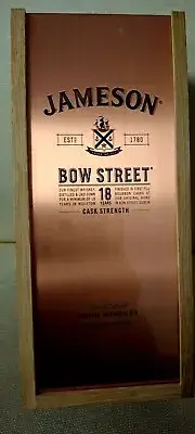 Jameson Irish Whiskey 18 years Empty wooden shipping box copper top