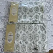 Vtg Two Cannon Royal Family Combspun Percale Green Oval Floral Twin Fitted Sheet