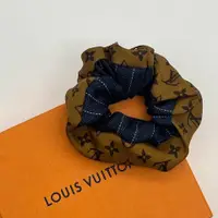 在飛比找PopChill優惠-[二手] Louis Vuitton LV 焦糖色字紋雙面拼