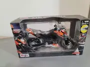 KTM 690 Duke 1/12 Maisto