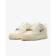 【NIKE 耐吉】休閒鞋 運動鞋 WMNS AIR FORCE 1 07 SE 女鞋 白粉(FB8251101)